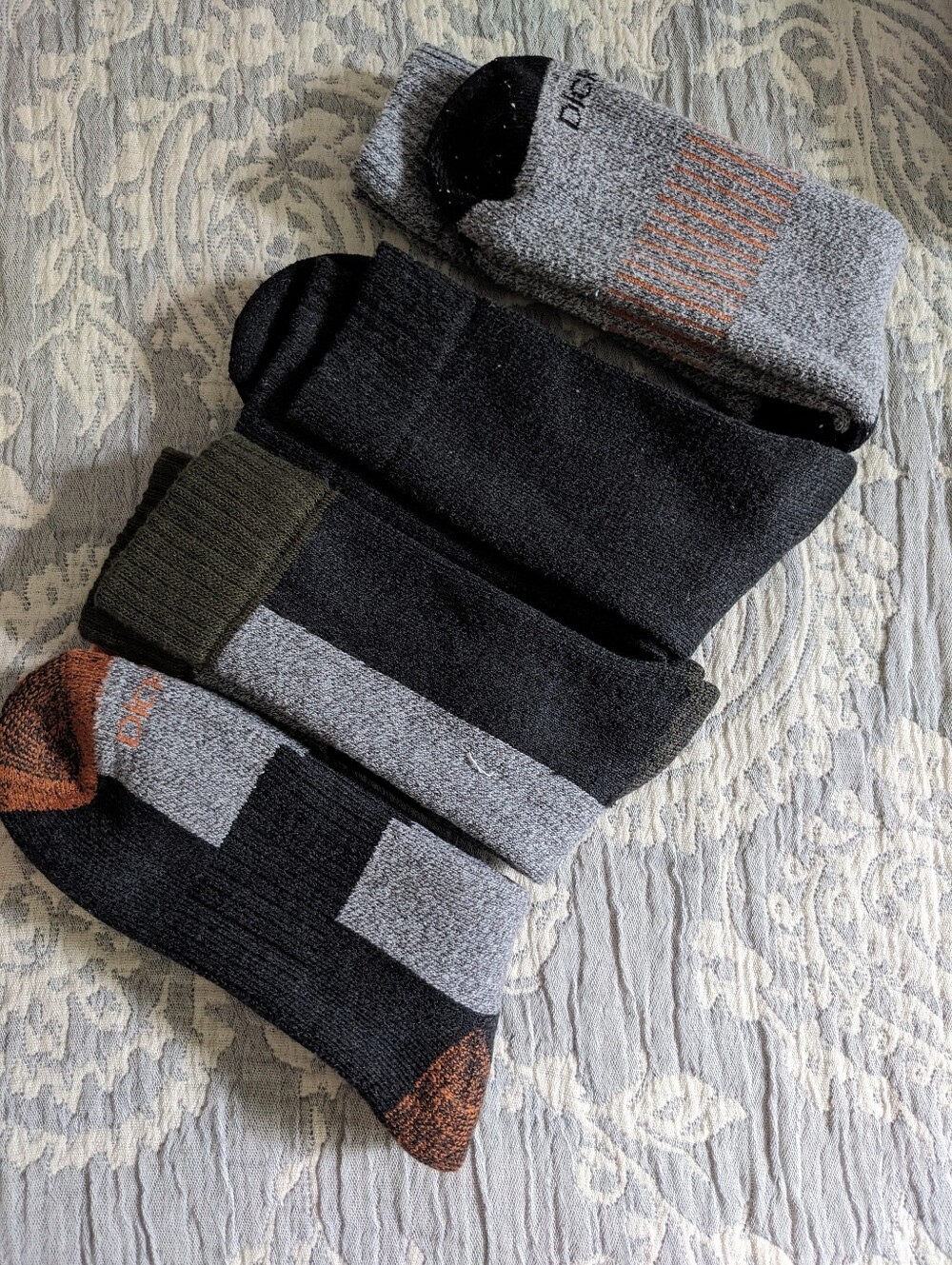 4 Pair Men's Crew